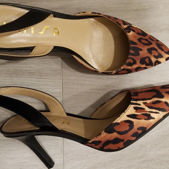 leopard  print heels - Picture 2 of 4